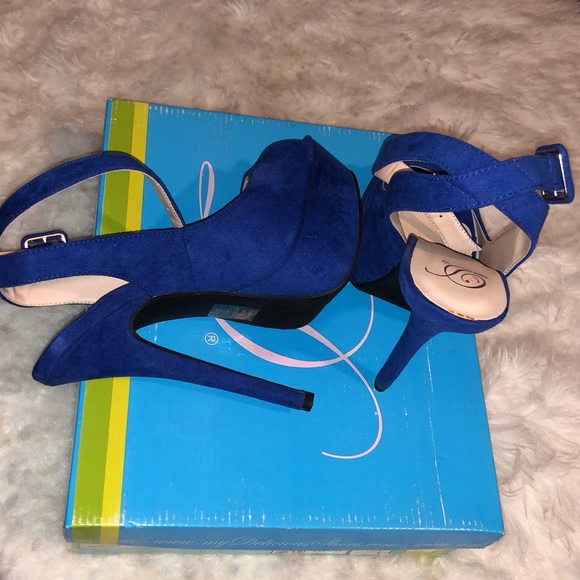 DELICIOUS PEEP TOE STILETTOS - Picture 7 of 16